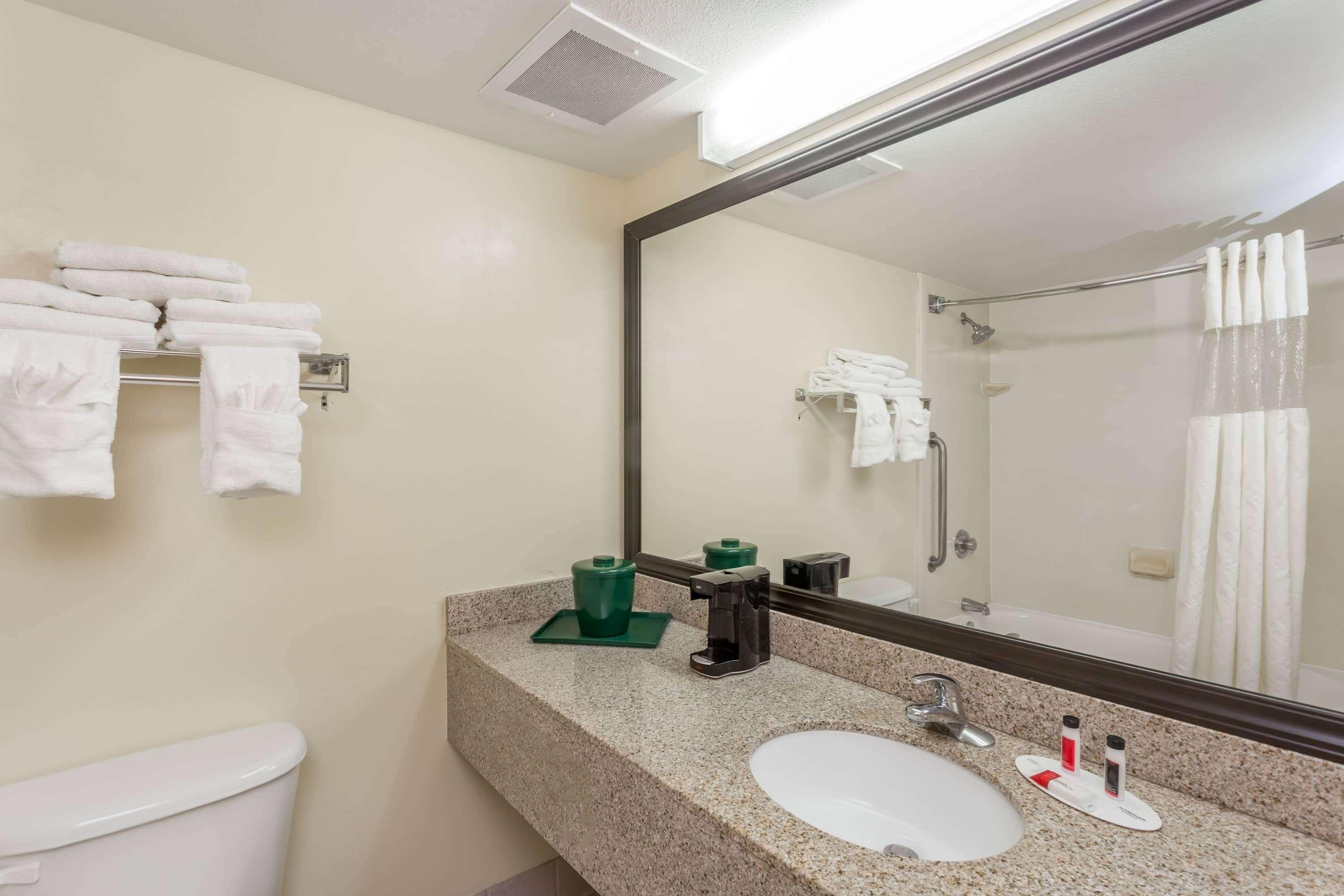 Baymont By Wyndham Fort Myers Airport Zewnętrze zdjęcie