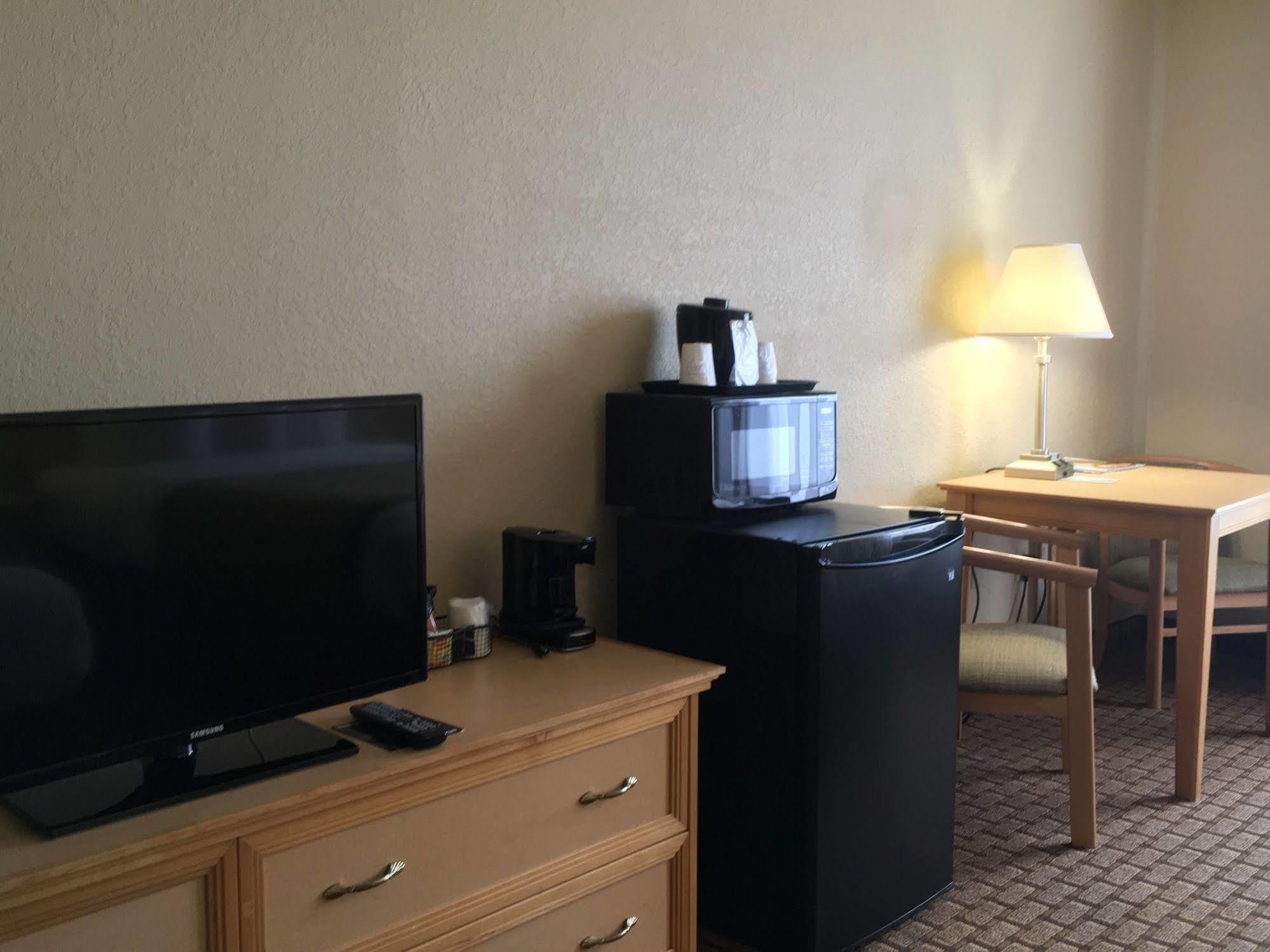 Baymont By Wyndham Fort Myers Airport Zewnętrze zdjęcie