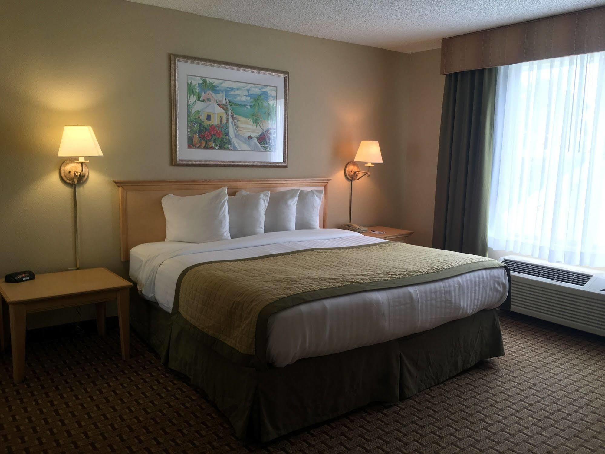 Baymont By Wyndham Fort Myers Airport Zewnętrze zdjęcie